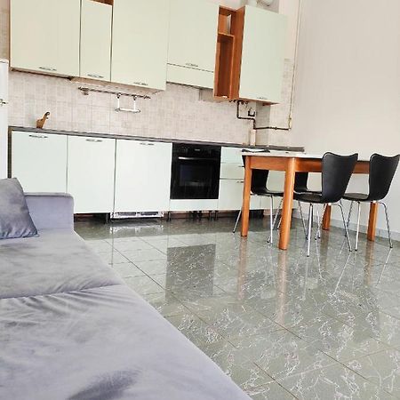 Apartament Sesto Rondo Mm1 Apartment เซสโต ซานโจวันนี ภายนอก รูปภาพ